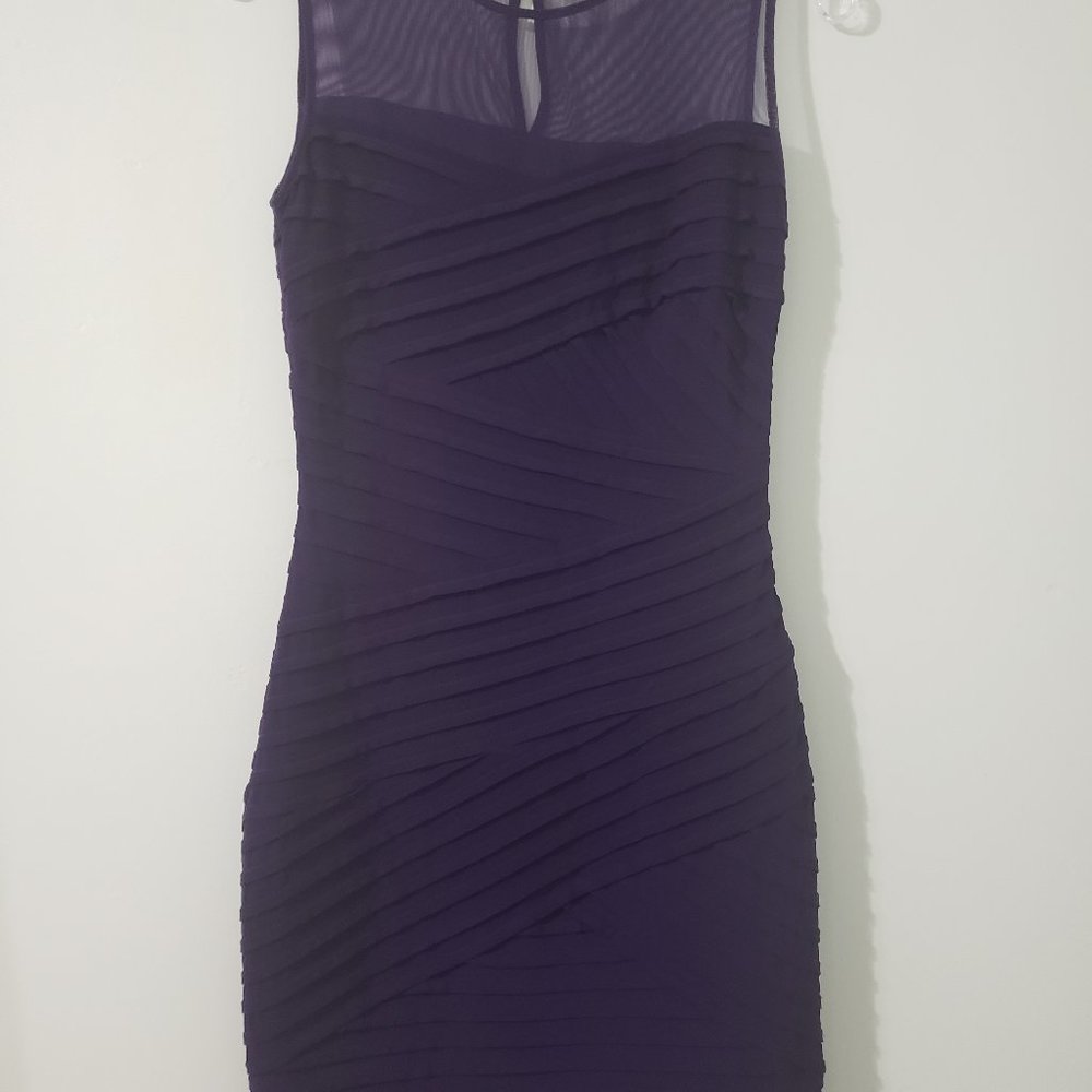 Like New Calvin Klein sheath dress in Sz 2